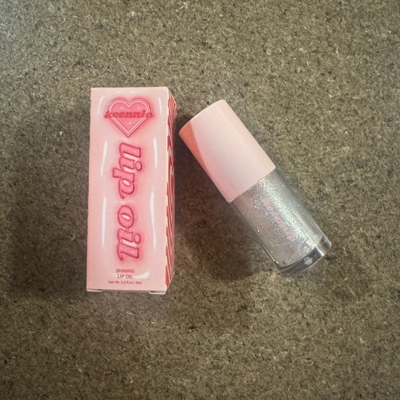 *TWO* Keennie Lip Oil - Disco Revival - Picture 2 of 5